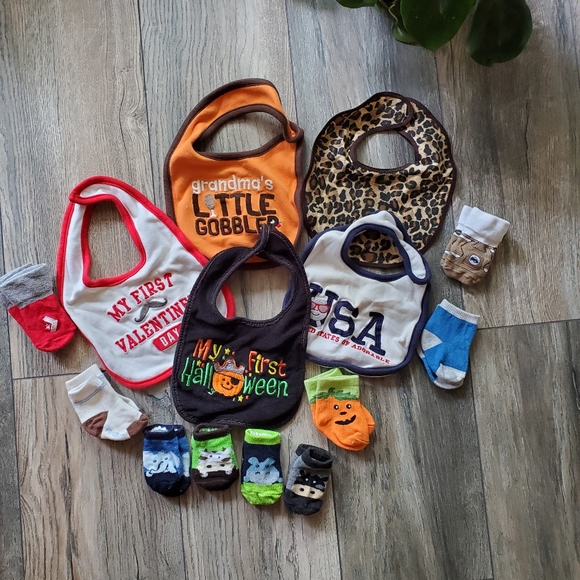 Halloween Other - Baby Bibs & Socks